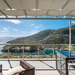 Skorpios Villa *